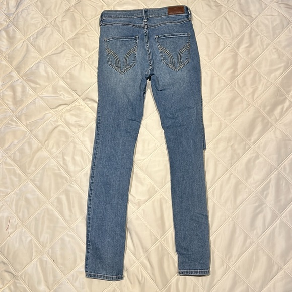 Hollister Jeans - Picture 2 of 2